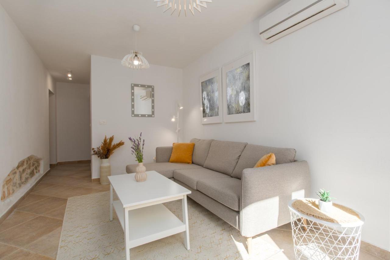 Apartments Agata Новиград Екстериор снимка